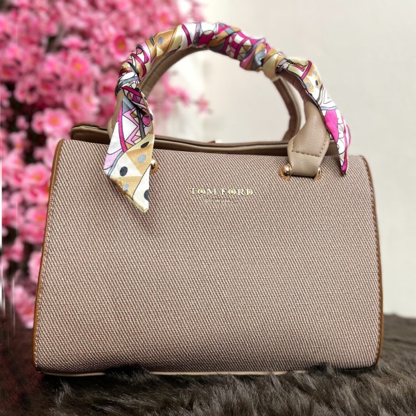 Premium Fashionable Leather Bag