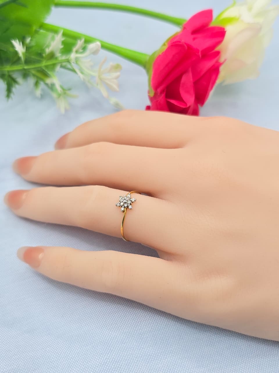 DIAMOND RING