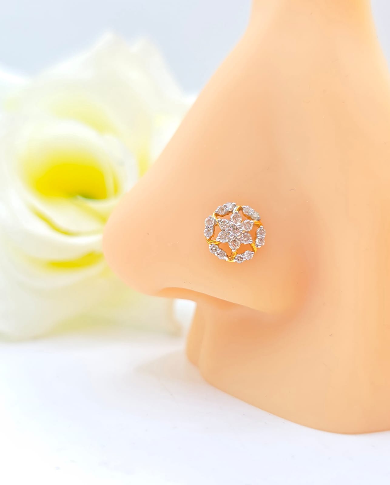 DIAMOND NOSEPIN